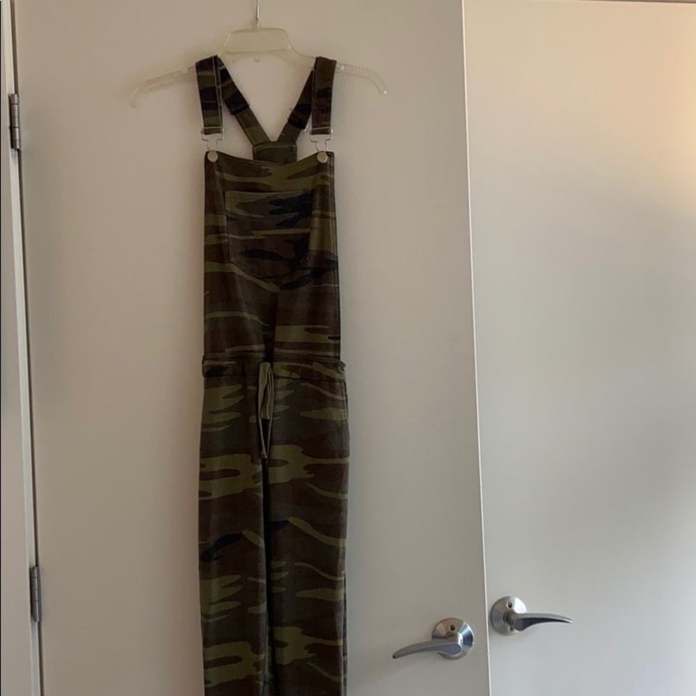 Army overalls